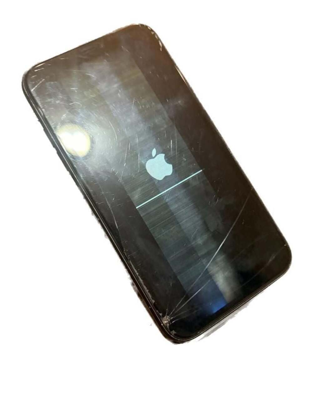Unlocked Apple iPhone 11, 64GB, Black, Damaged/For Parts imei 35 905188 540511 - Picture 2 of 3